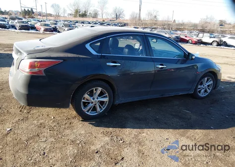 2015 Nissan Altima 2.5 Sv z USA, uszkodzony, nr VIN 1N4AL3AP4FC287252